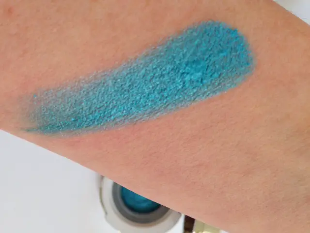 Cool Touch Eyeshadow
