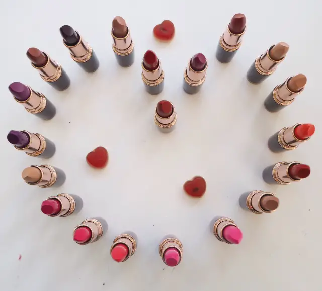 Makeup Revolution Iconic Pro Lipsticks