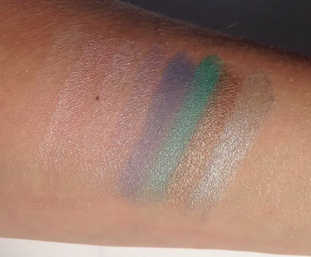 Makeup Revolution Mermaids Forever Swatches Line 1
