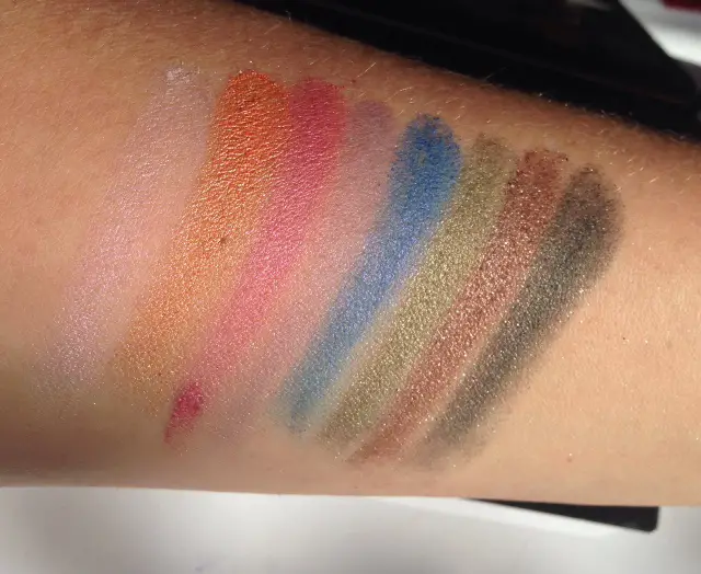 Makeup Revolution Mermaids Forever Swatches Line 3