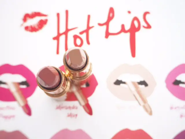 Charlotte Tilbury Hot Lips Women For Women