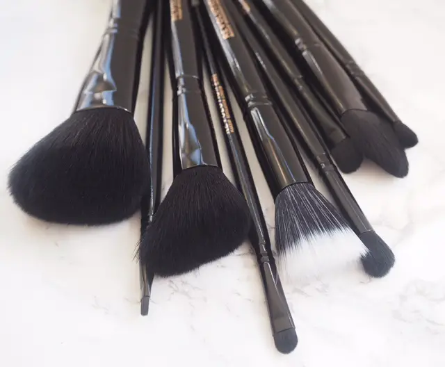 Makeup Revolution 9 Piece Brush Set