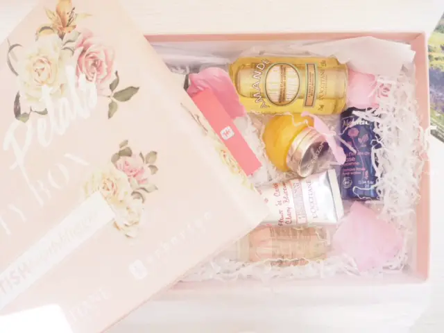 Precious Petals Box