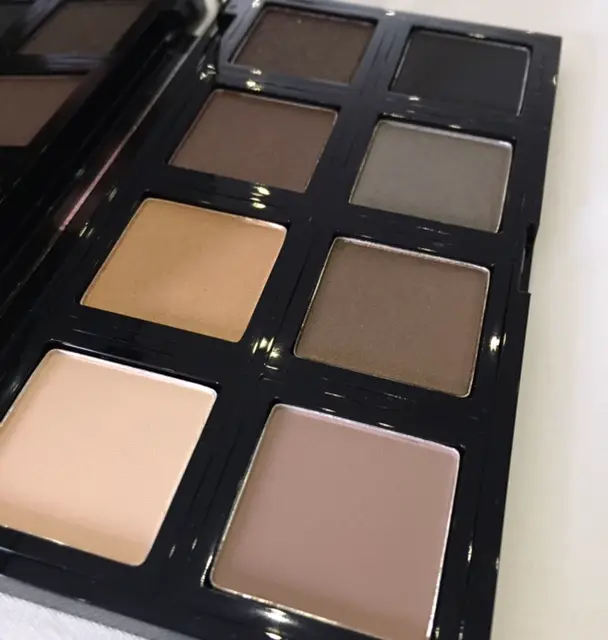 The Body Shop Down To Earth Shadows