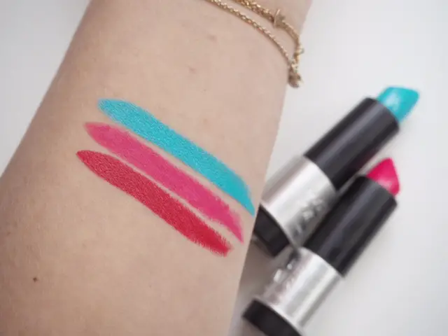 Make Up For Ever Artist Rouge Mat