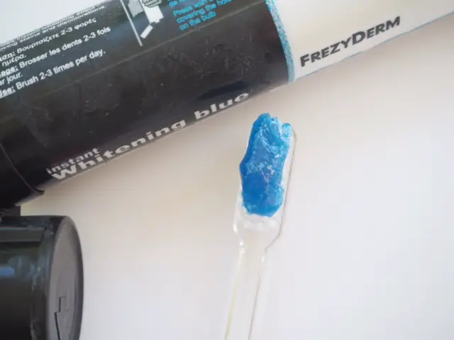 Frezyderm Instant Whitening Toothpaste