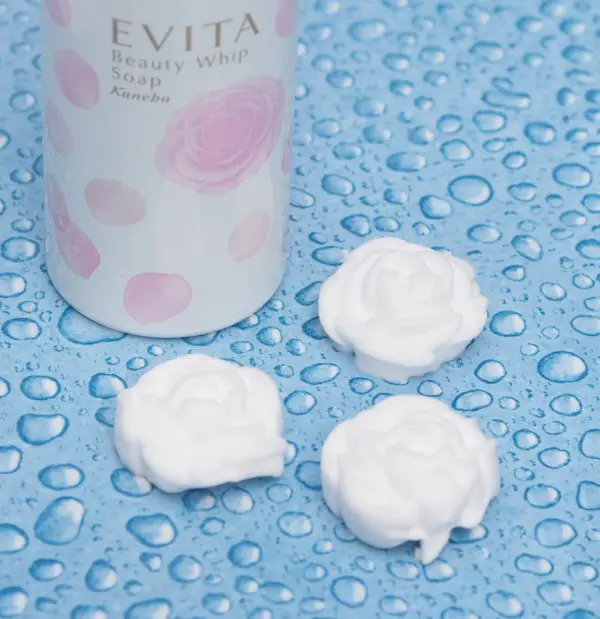 Kanebo Evita Beauty Whip Soap 