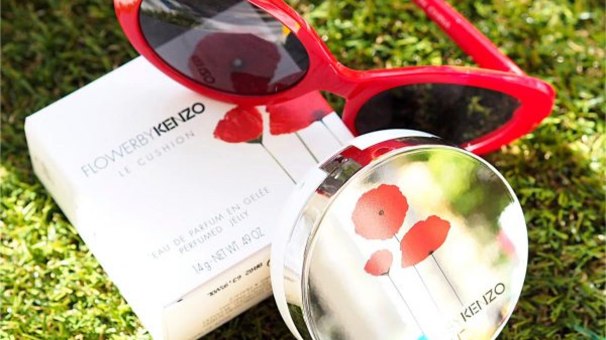 flower by kenzo le cushion