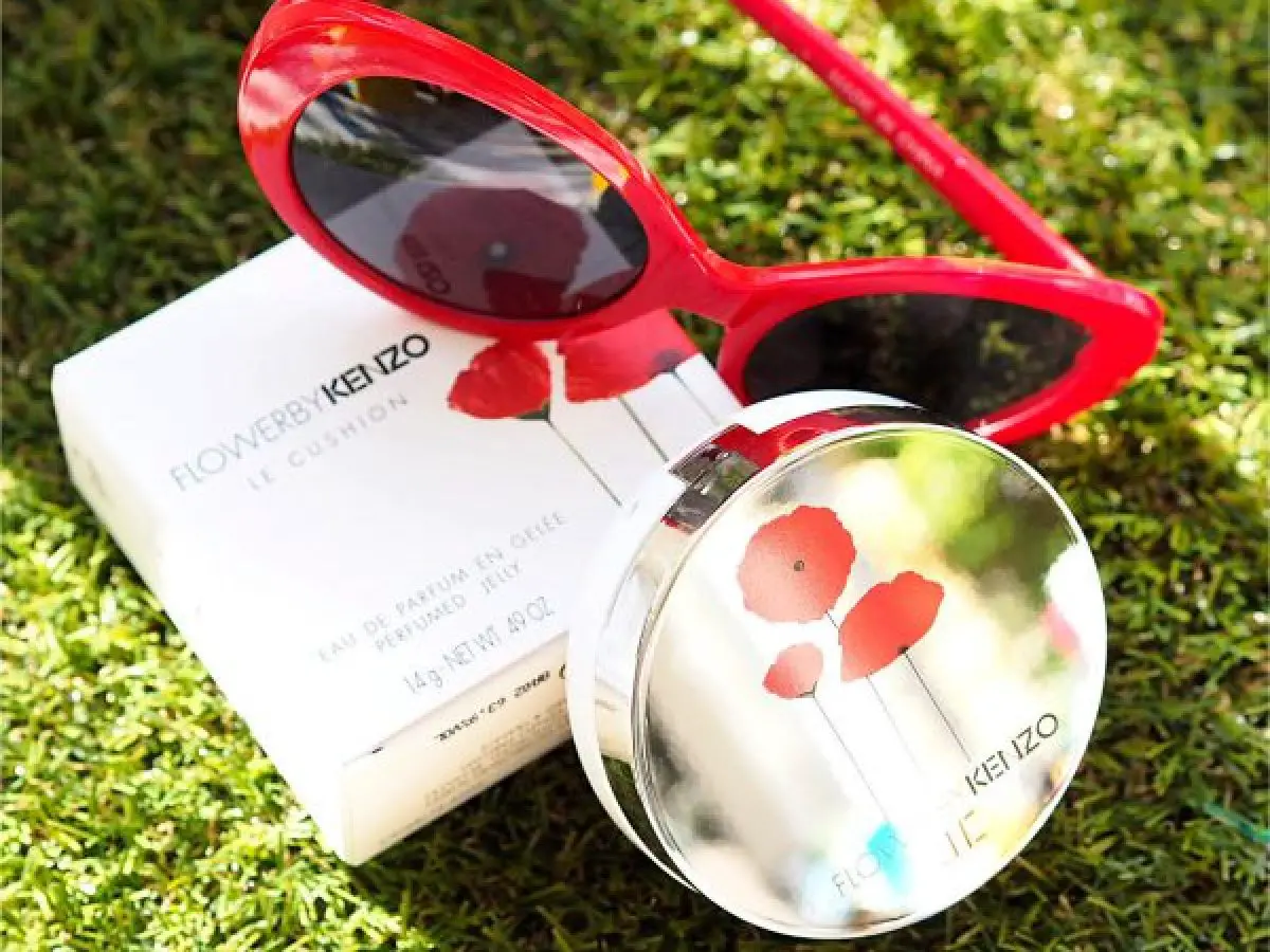 Flower By Kenzo Le Cushion | British Beauty Blogger