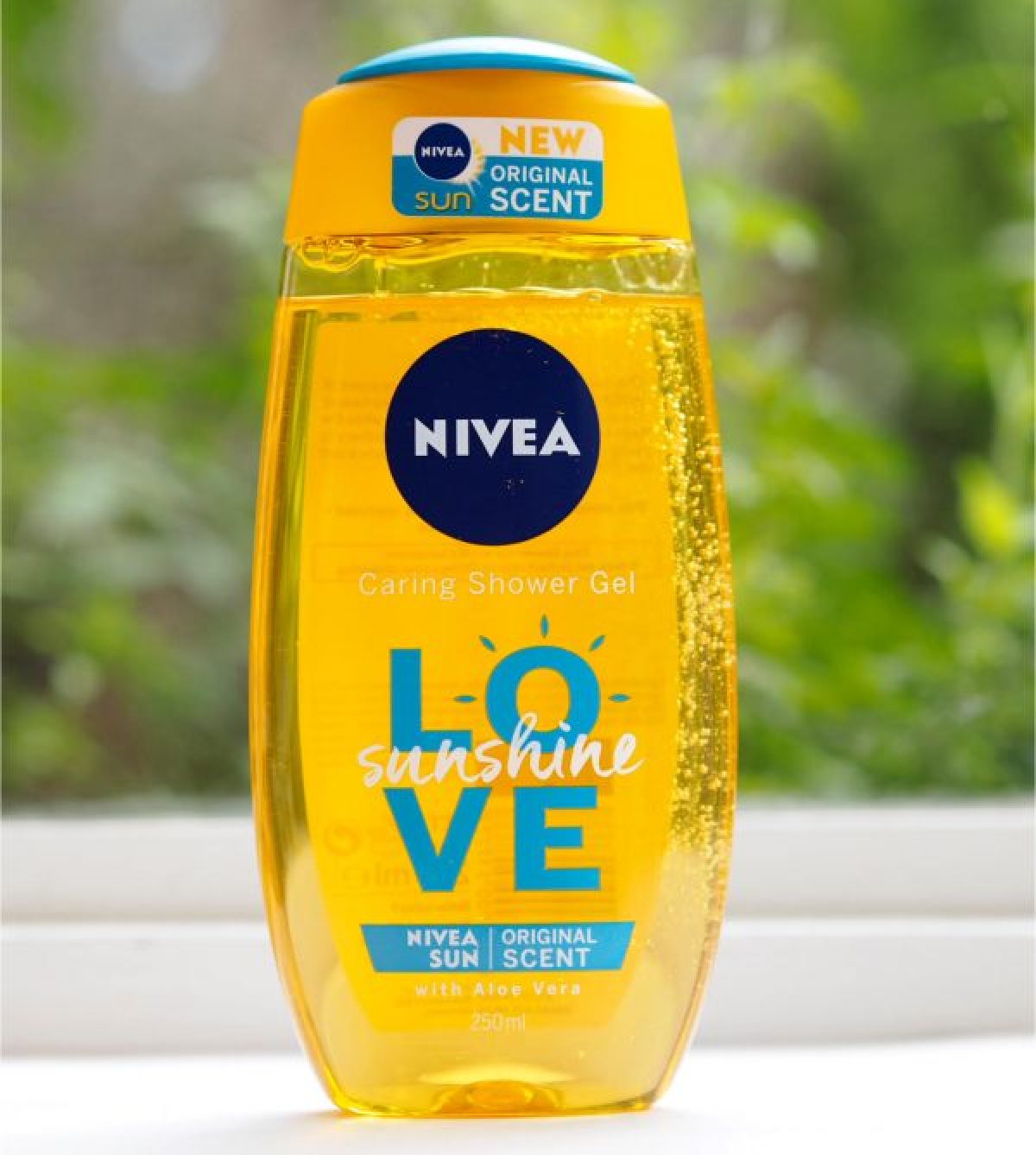 Sun shower. Nivea Love Sunshine. Гель Love нивея. Shower Gel Nivea. Нивея гель для душа Love Sunshine.