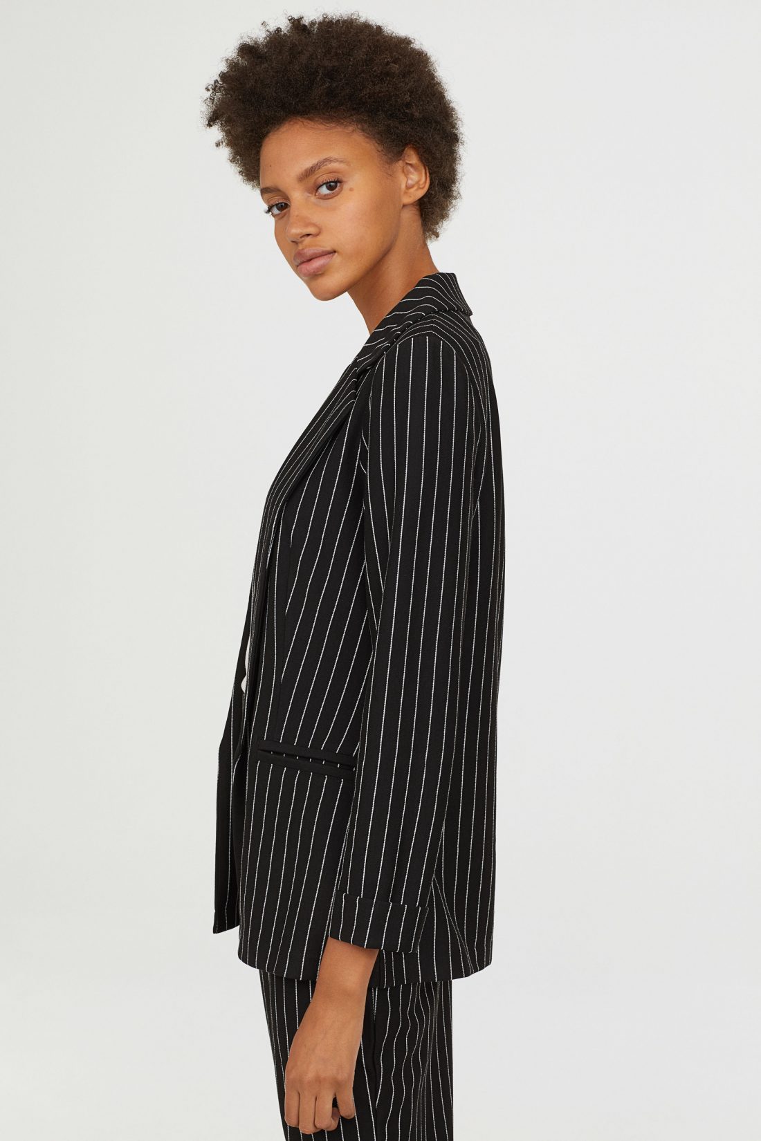 Friday Treat: H&M Jersey Pin Stripe Jacket | British Beauty Blogger
