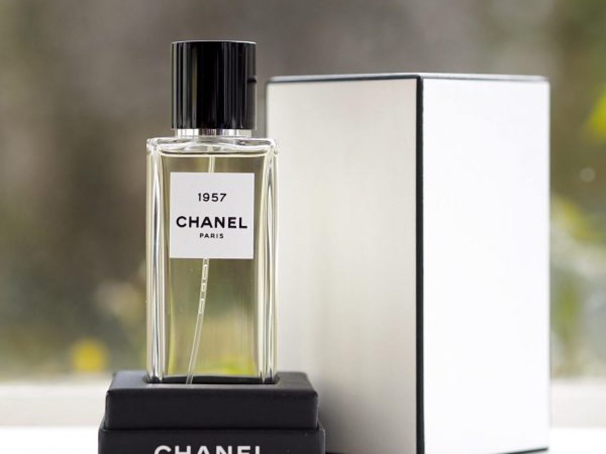 THE ANODYNE ANONYMITY :::: :::: 'LES EXCLUSIFS DE CHANEL' 1957 (2019)