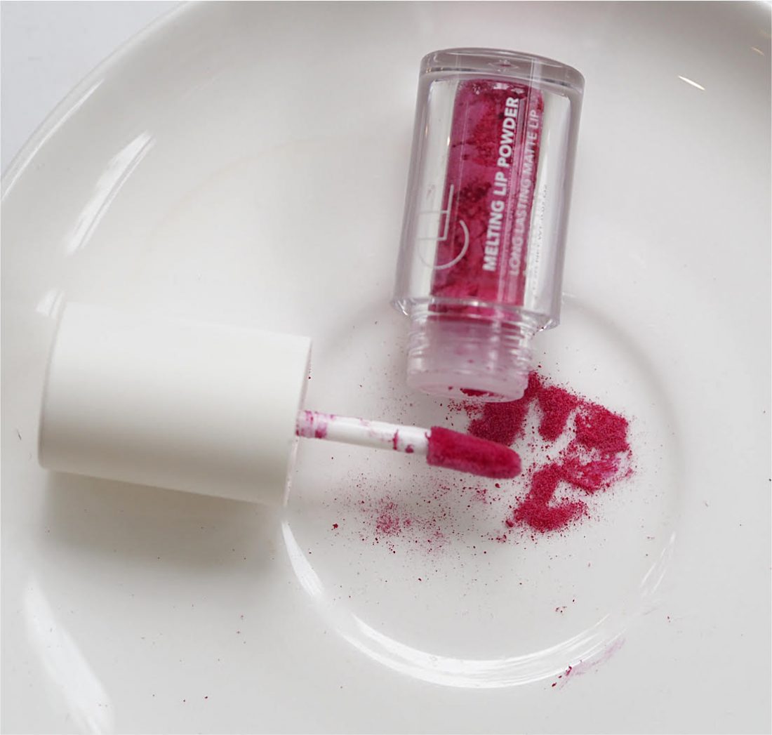 CLE Melting Lip Powder | British Beauty Blogger