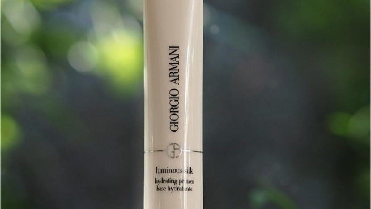 Giorgio Armani Luminous Silk Hydrating Primer | British Beauty Blogger