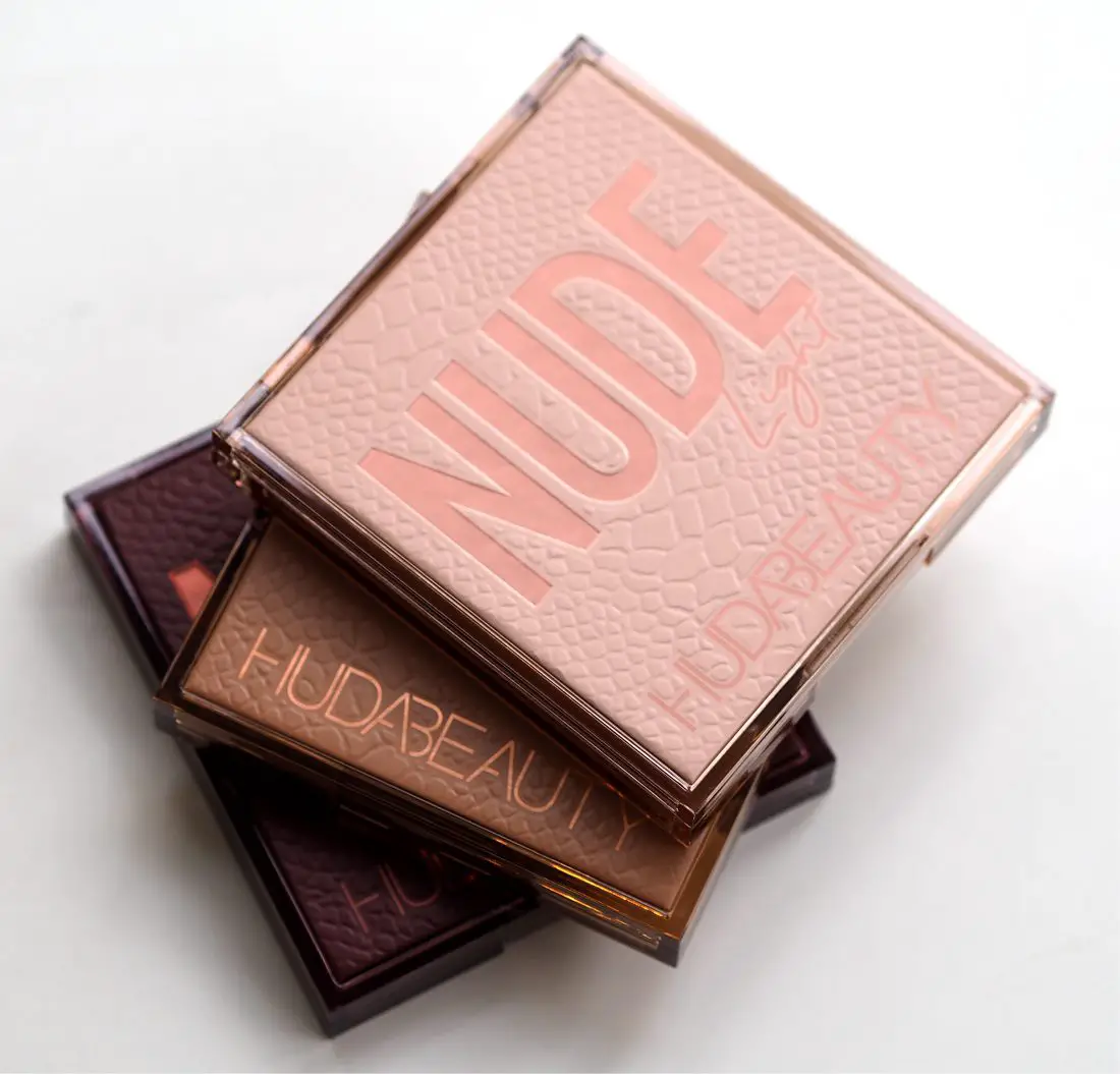 Huda Beauty The New Nude Eye Shadow Palette Review