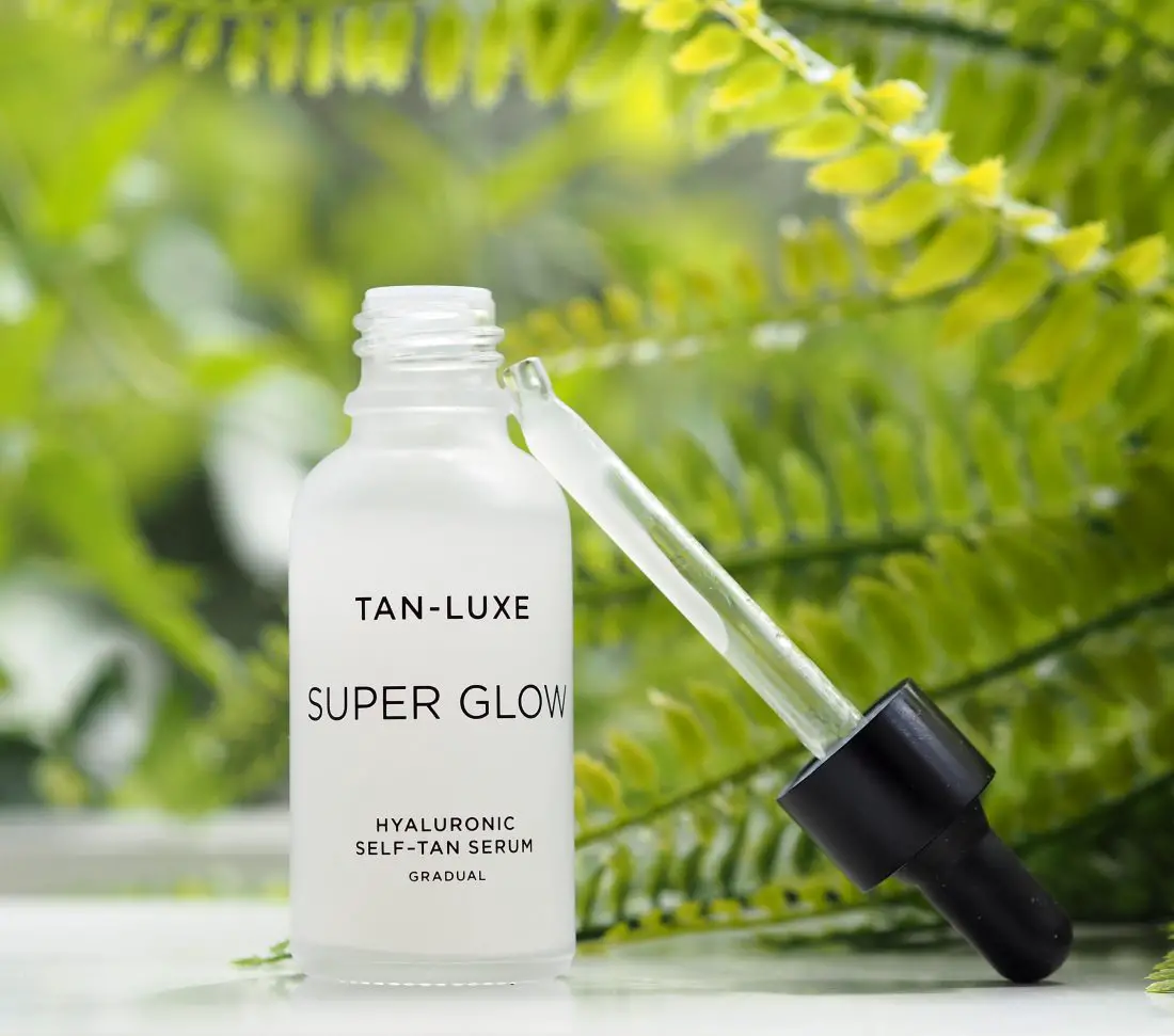 Tan-Luxe Super Glow Hyaluronic Self-Tan Serum | British Beauty Blogger