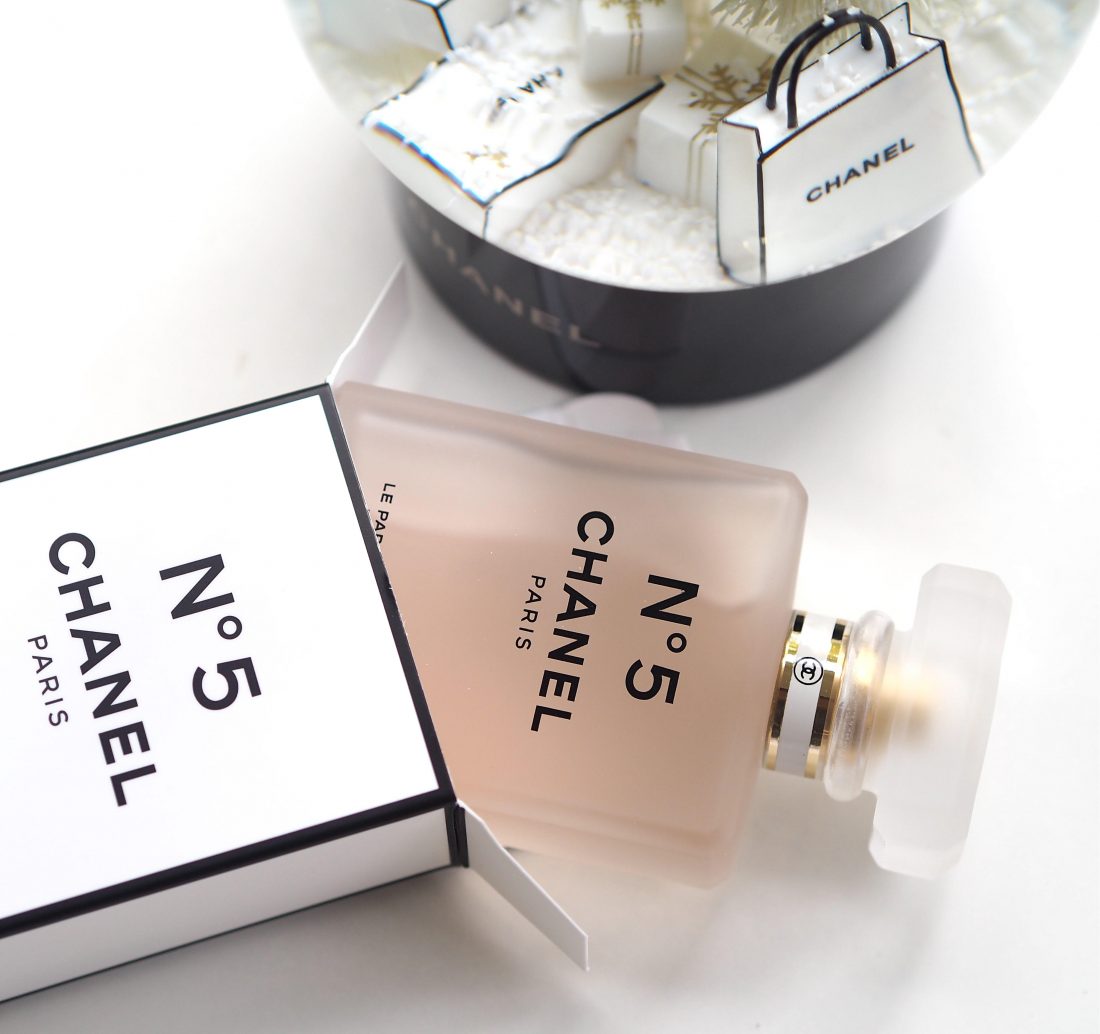 CHANEL lauches a N.5 holiday collection: The 5 essentials - ZOE