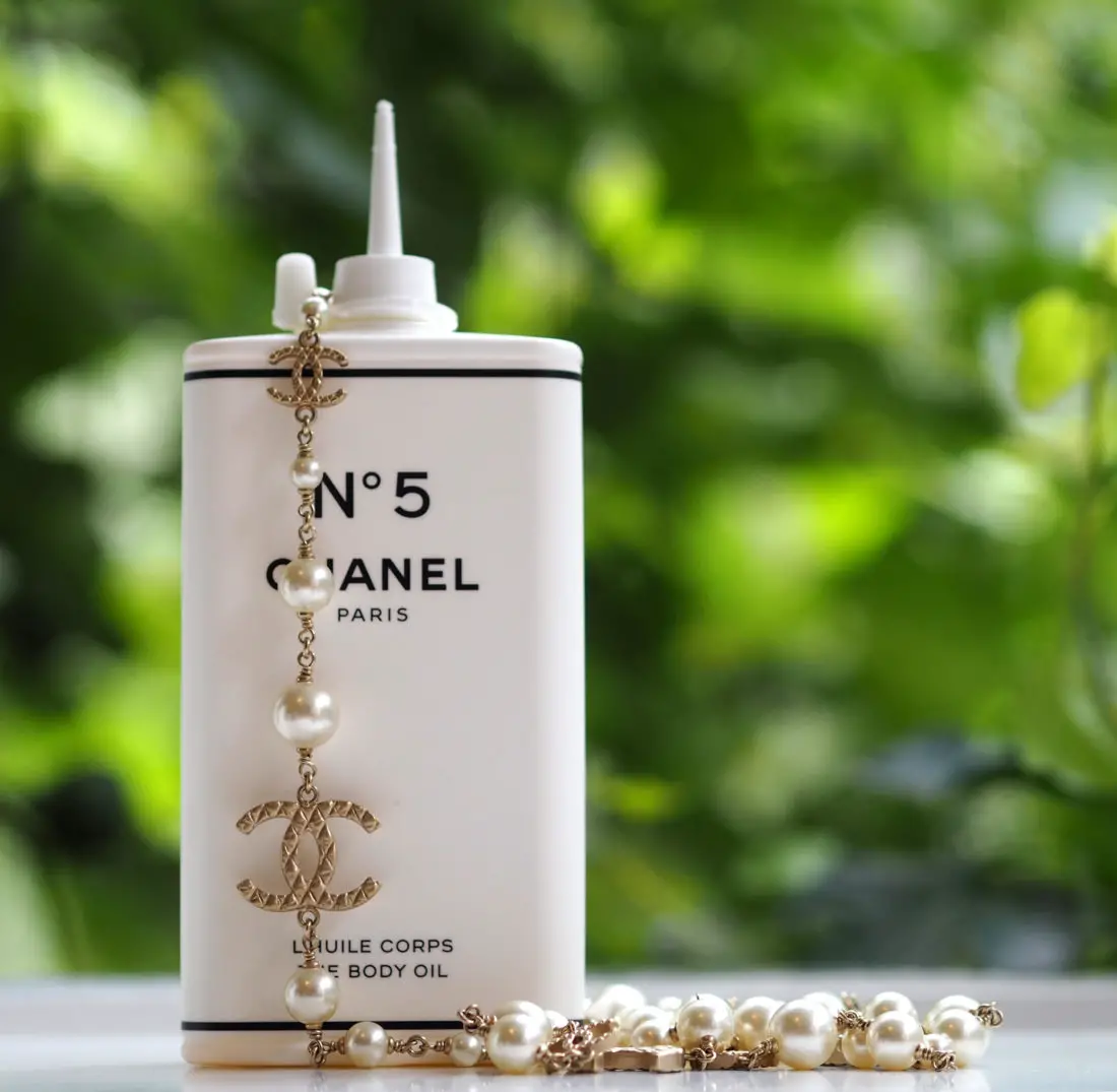 CHANEL Factory 5 Oil Can