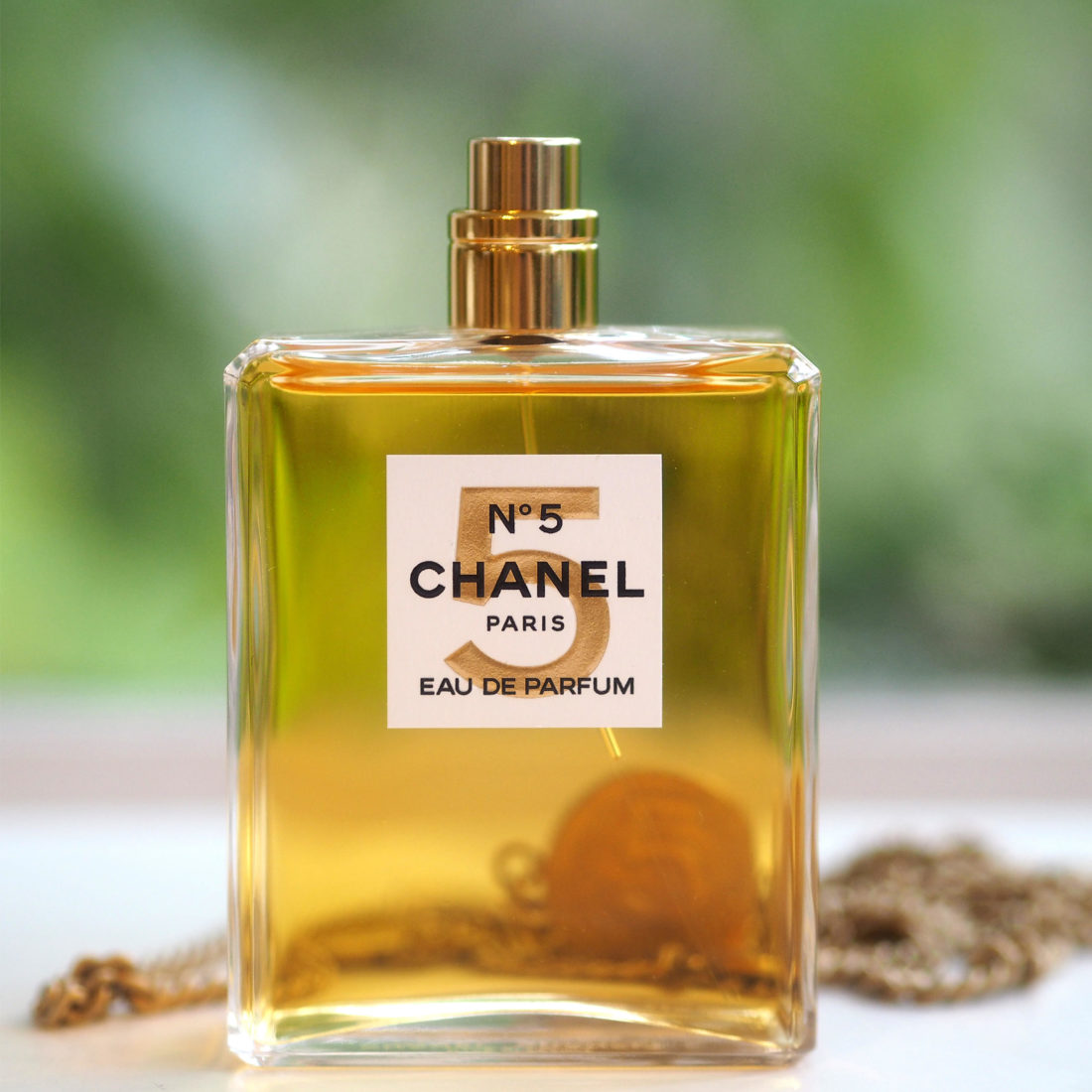 CHANEL, Skincare, Chanel No 5 The Gold Body Oil