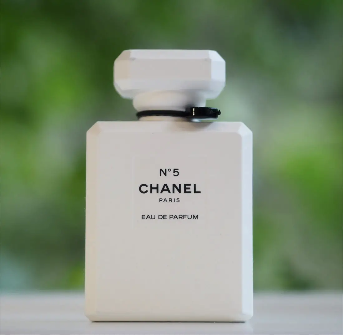 chanel no 5 candle scent