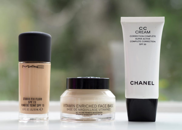  Chanel Vitalumiere Aqua Ultra Light Skin Perfecting Makeup SPF  15-30 ml, No.40 Beige : Foundation Makeup : Beauty & Personal Care