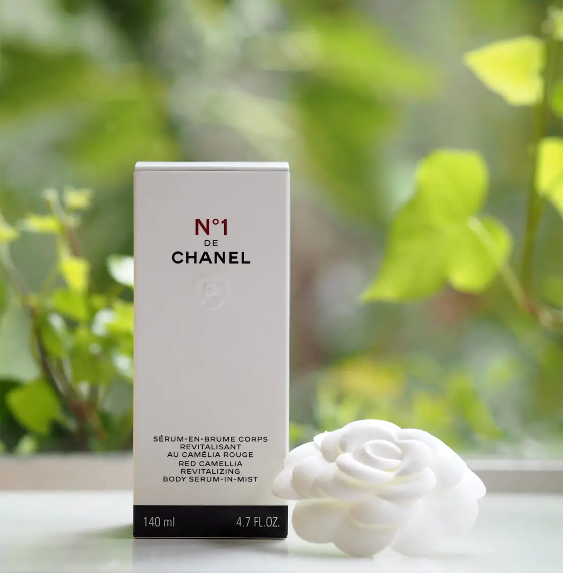 No1 De CHANEL Red Camellia Revitalizing Body Serum-In-Mist | British Beauty  Blogger